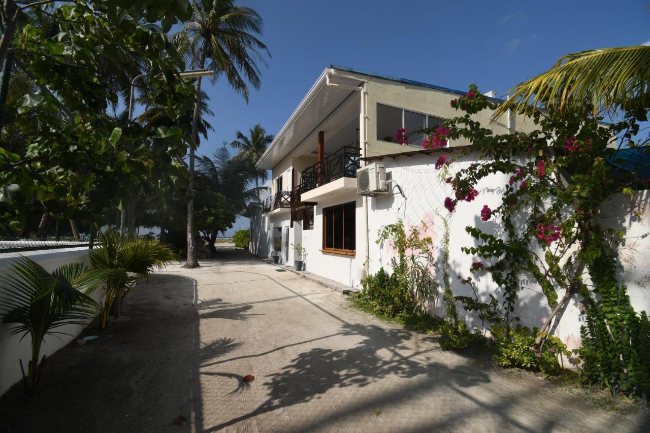 Hotel Surf Yoga Camp Thulusdhoo Exterior foto